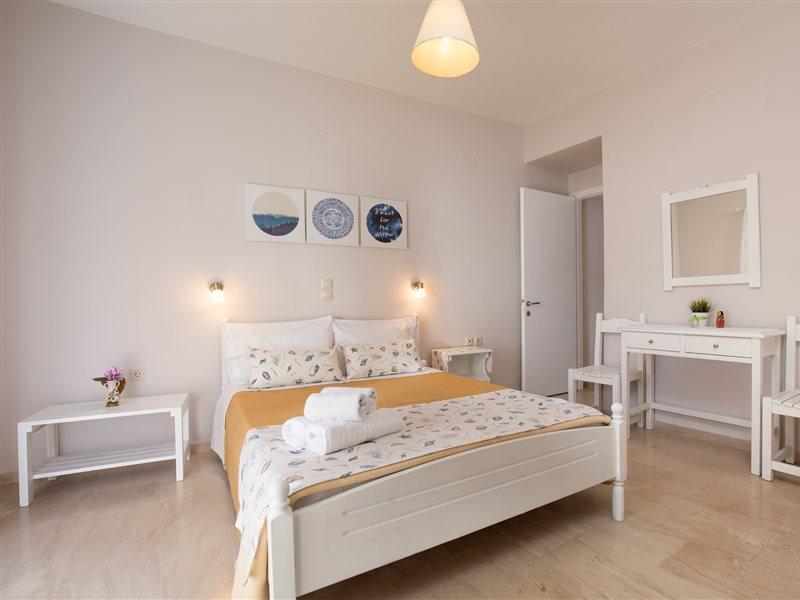 Bella Vista Beach Hotel And Studios Benitses  Esterno foto